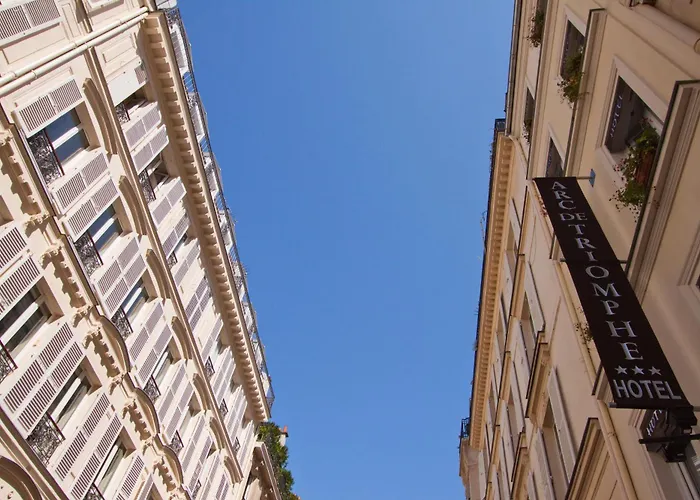 Hotel Arc De Triomphe Paris