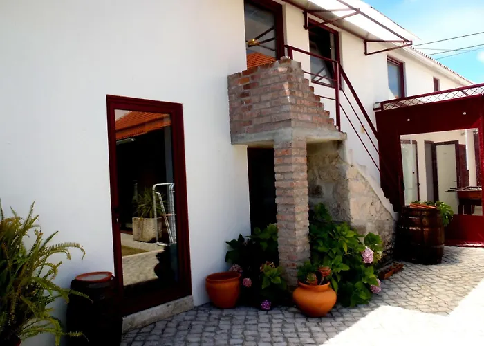 Casa Adega Do Mosteiro - Turismo Rural Caldas Da Rainha