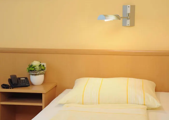 Hotels in Friedrichsdorf