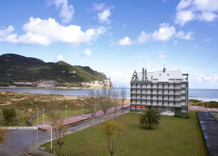 Hoteles en el Centro de Laredo