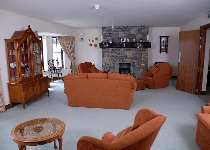 All The Twos Lodge Clifden