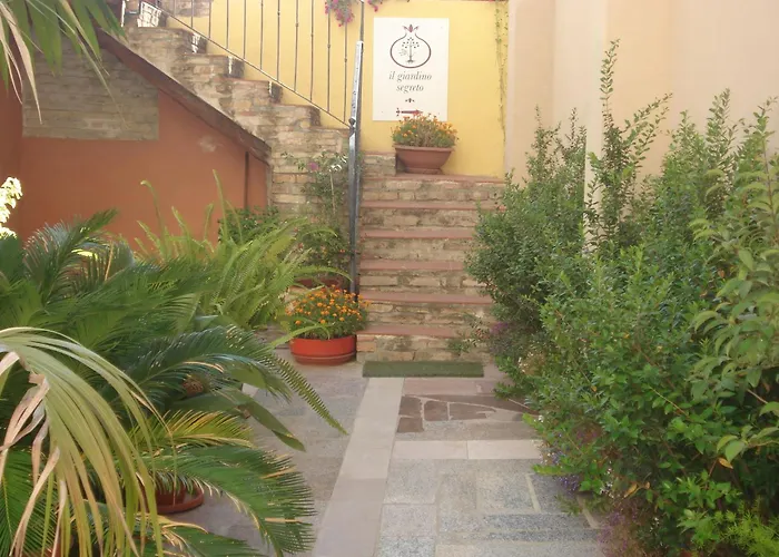 Guest House Il Giardino Segreto