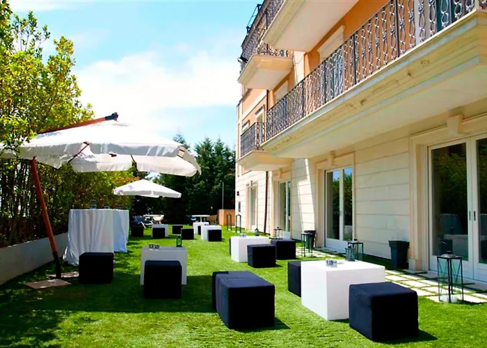 Hotel Vdb Next Catane