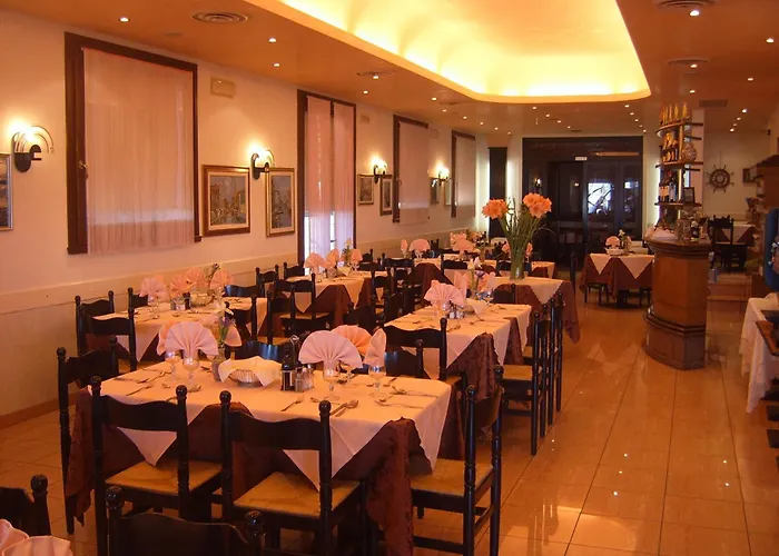 Hotel Touring Sottomarina