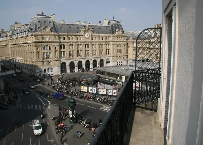 Hotel Bellevue Saint-Lazare Parigi