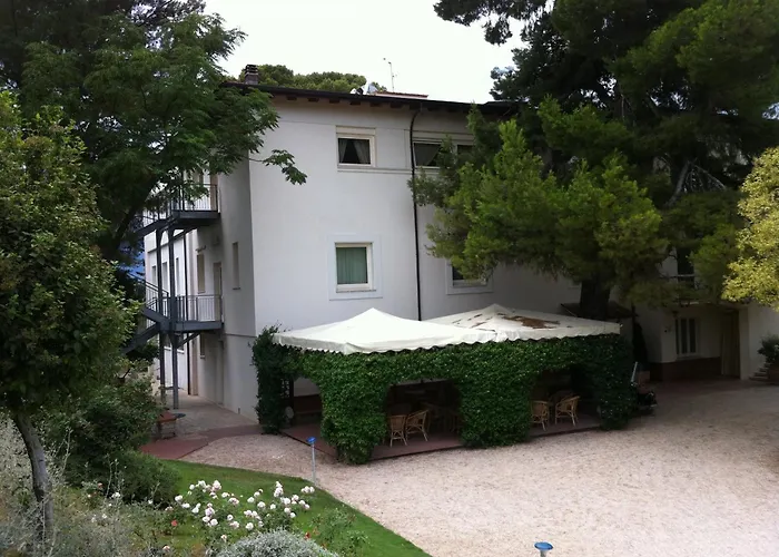 Hotel Villa Alessandra Alanno