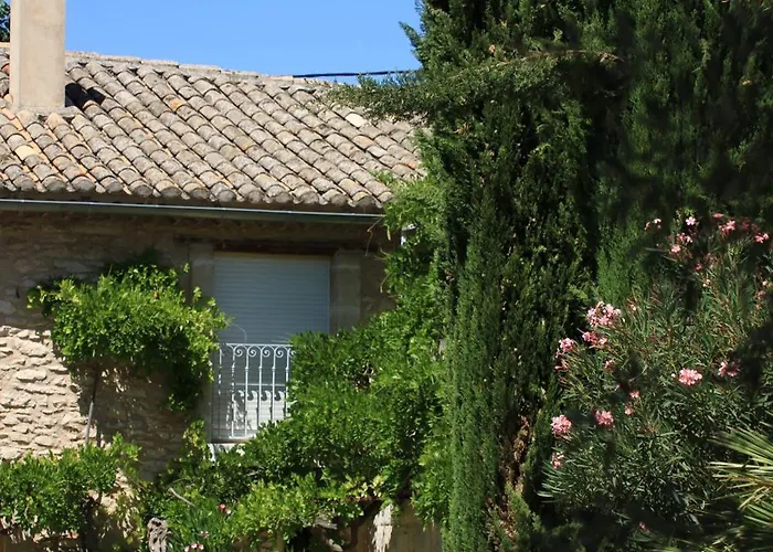 Hotels in Saint-Rémy-de-Provence