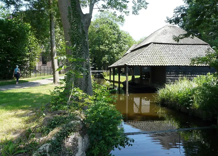 B&B De Galeriet Giethoorn