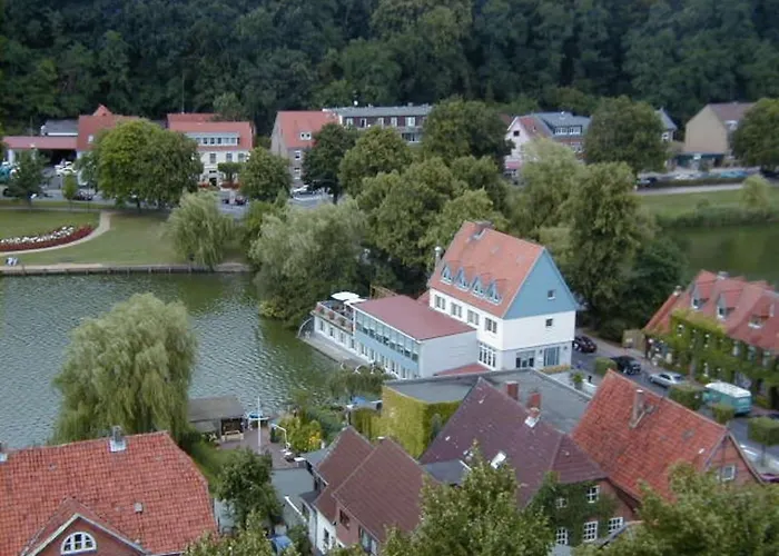 Restaurant und Hotel Zum Weissen Ross