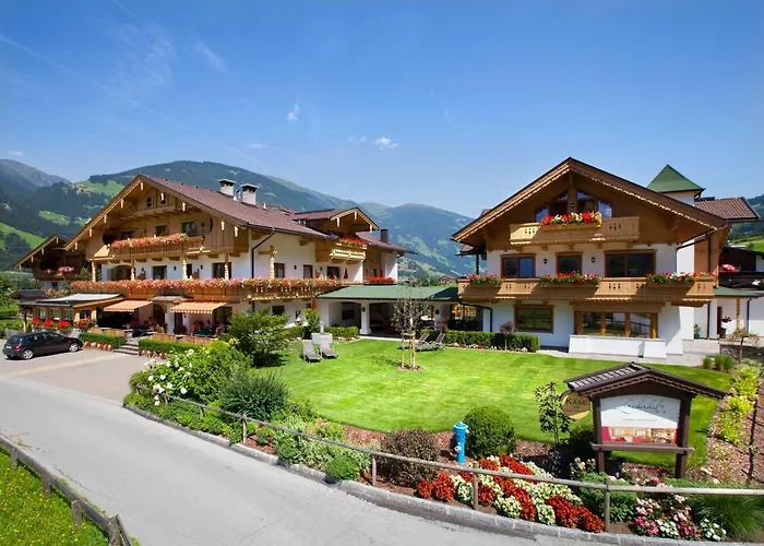 Hotel Garni Larcherhof