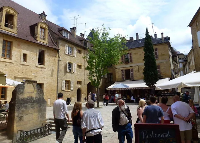 Le Porche De Sarlat