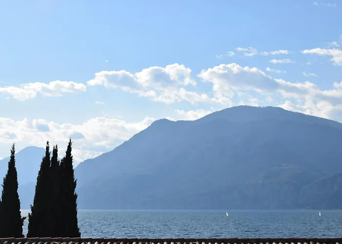 Brenzone sul Garda Hotels