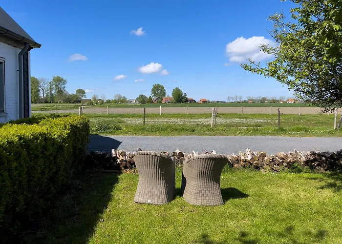 Het Zoete Pèèrd Bed and Breakfast Groede