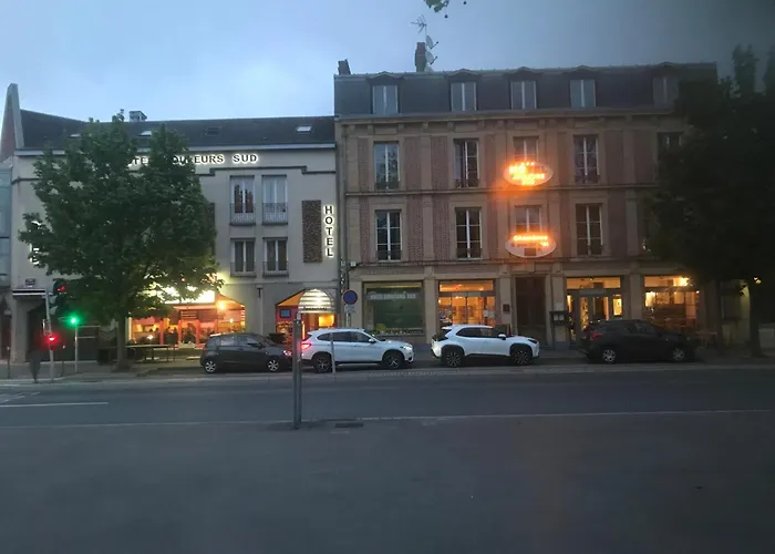 Hotel Couleurs Sud avec ascenseur et restaurant Gare Charleville-Mézières