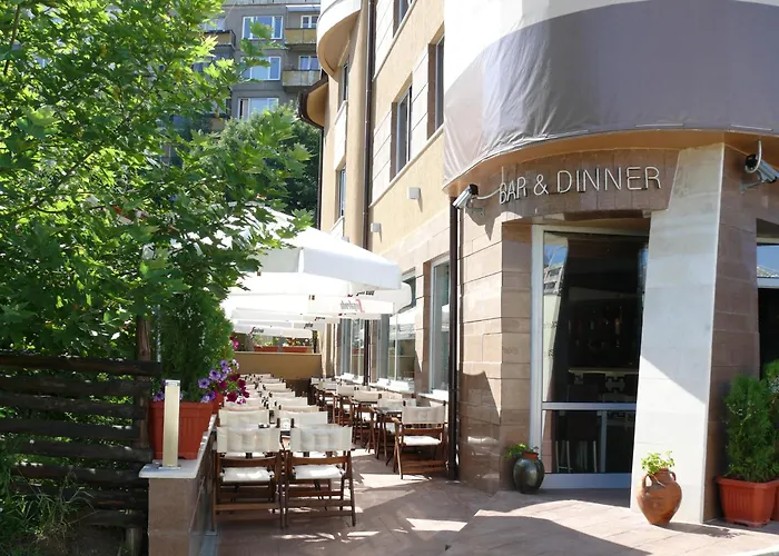 Elate Plaza Hotel