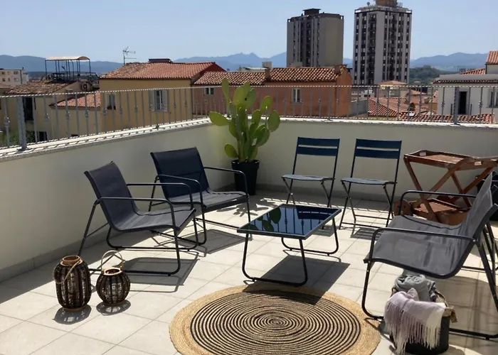 La Via Rooms And Terrace Olbia