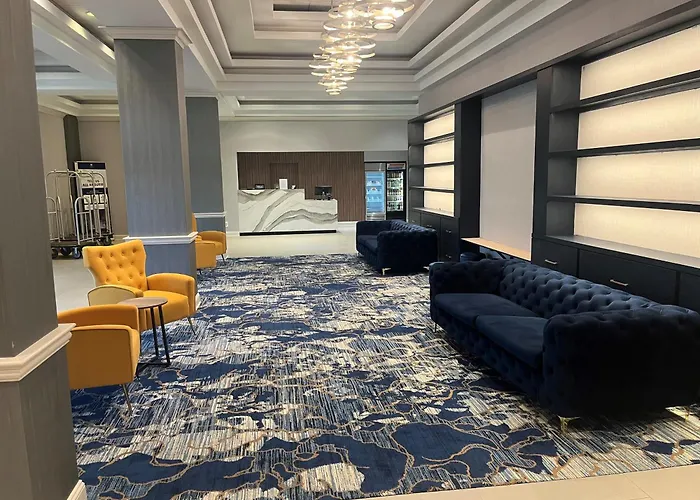 Pikesville Hotels