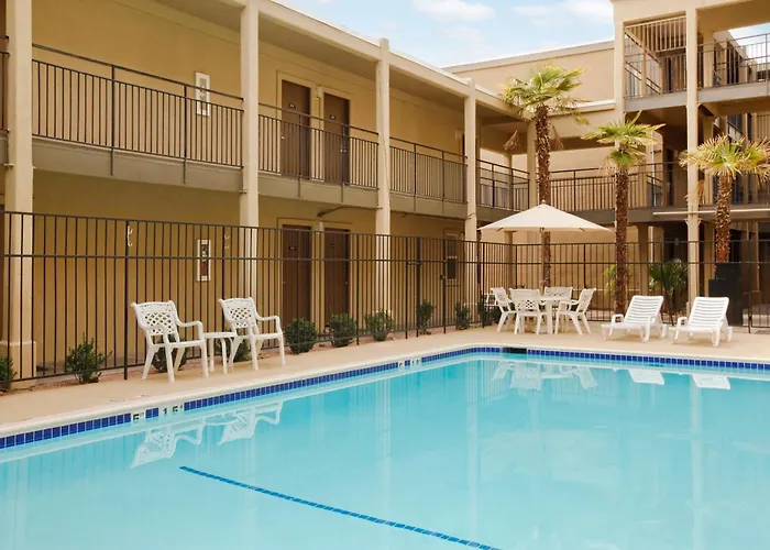 Days Inn By Wyndham St. George