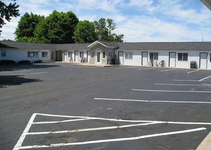 Relax Inn Webster