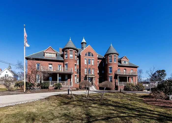 The Centennial Hotel