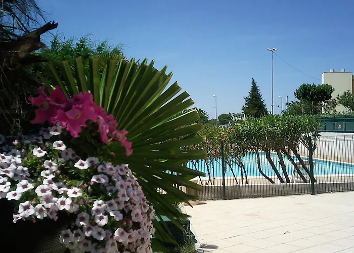 Port-de-Bouc Hotels