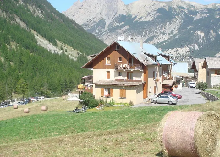 Hôtels à Ceillac