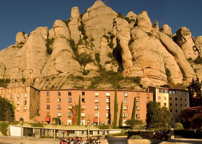 Hôtels à Montserrat