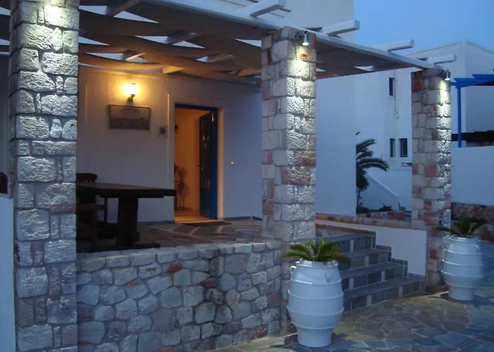 Hotels in Pollonia