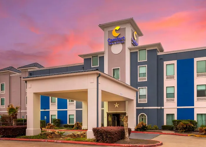 Comfort Inn & Suites Houston Fm1960 - Champions