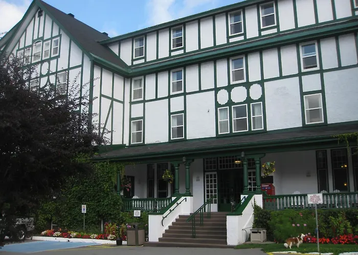 Corner Brook Hotels
