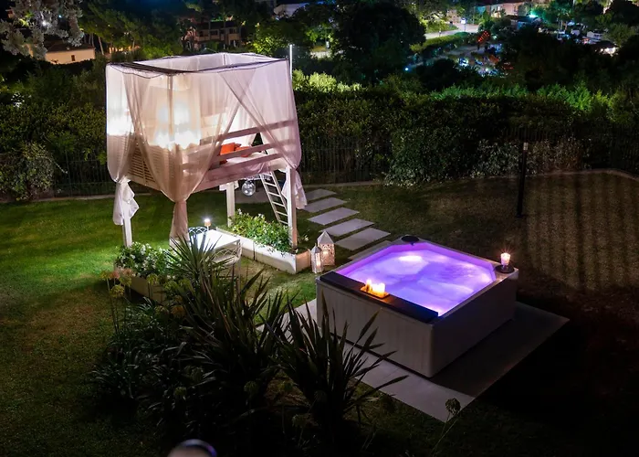 Bed and Breakfast Tra gli Alberi e il Mare Sirolo