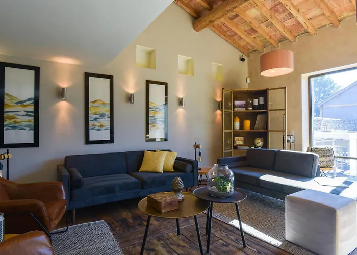 Hotel Domaine la Pierre Blanche à Eygalières