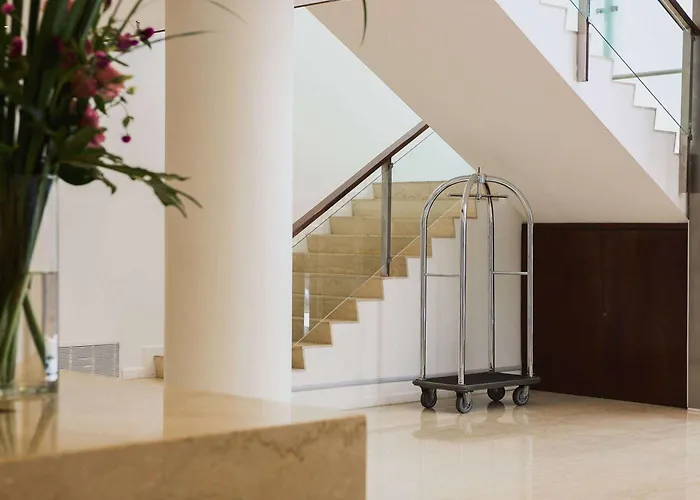 Dazzler By Wyndham Buenos Aires San Martin Hotel
