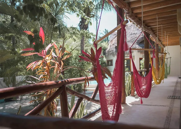 Casa Iguana Holbox - Beachfront Hotel