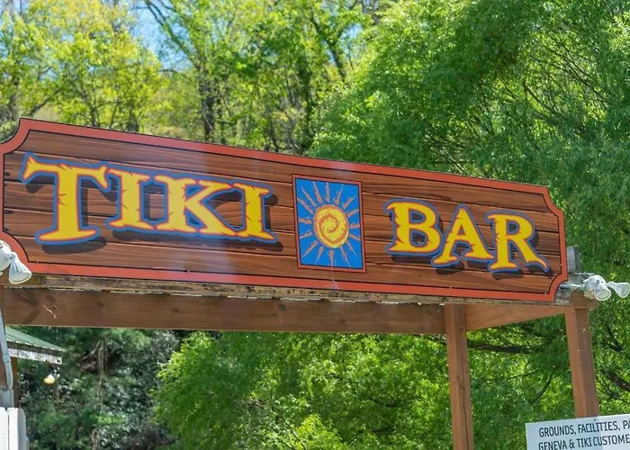 Geneva Hotel & Tiki Bar
