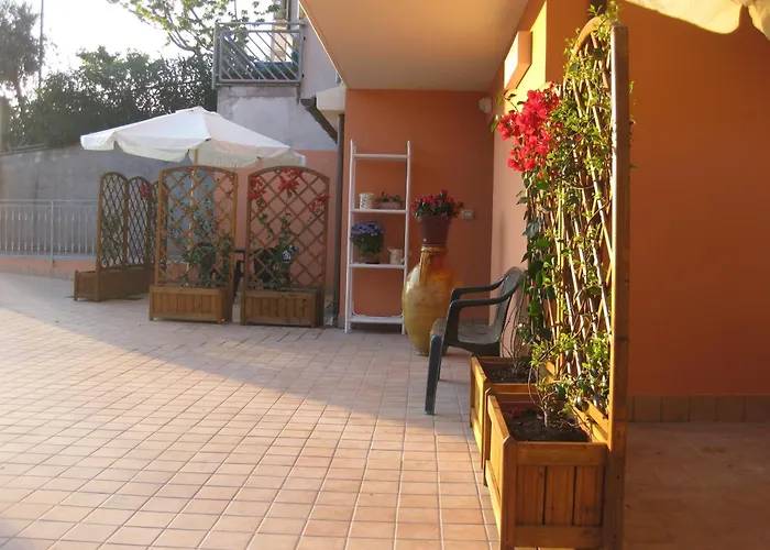 A Due Passi Dal Mare B&B Numana