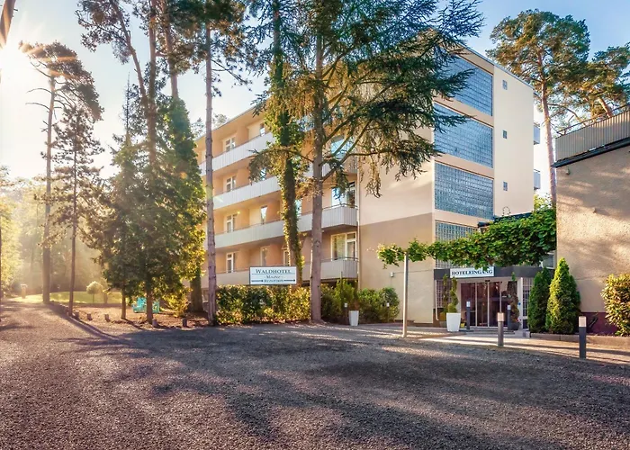 Waldhotel