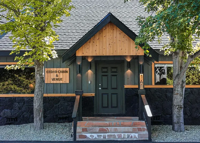 Hotels in McCloud