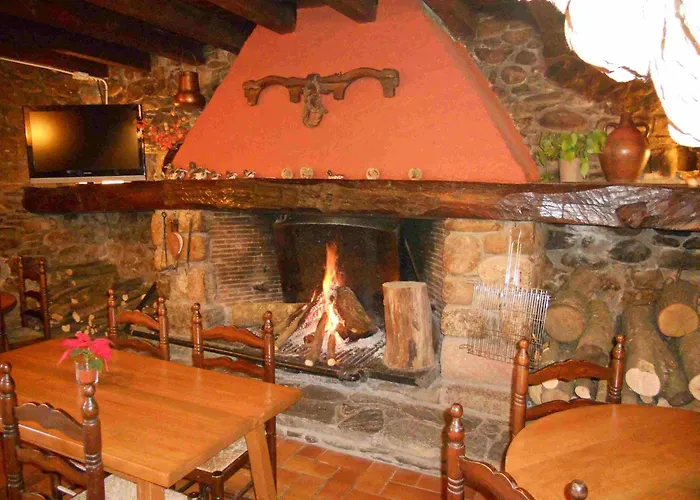 Hotel Hostal Els Roures Camprodon