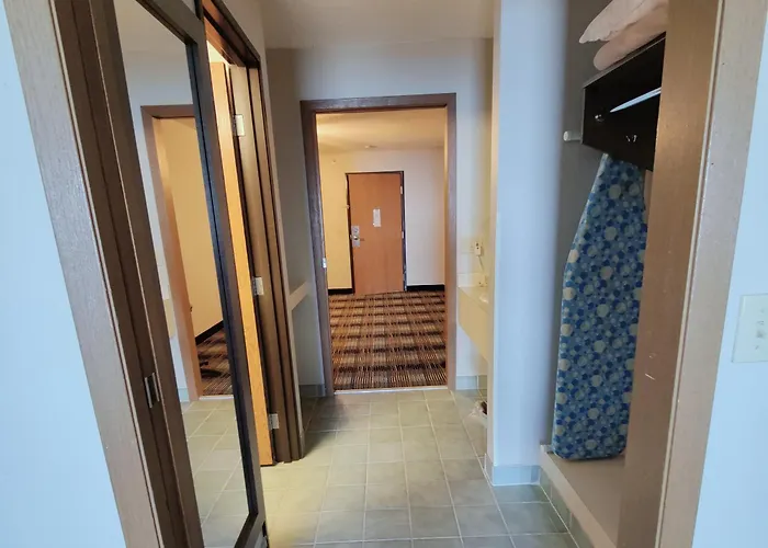 Americinn By Wyndham Saint Ignace Lakefront