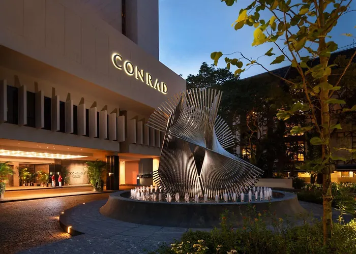 Singapore Luxury Hotels