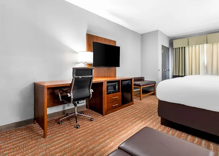 Comfort Suites Jackson I-40