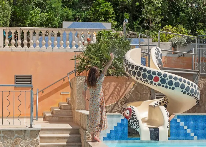 Hotel Les Tourelles