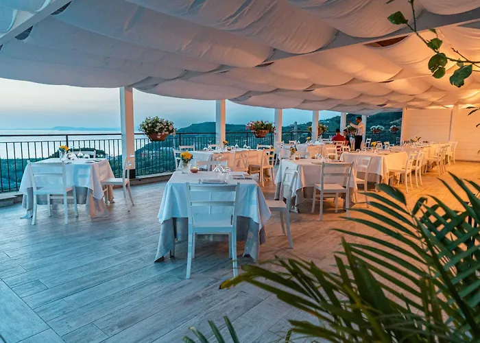 Hotel Terrazza Iride Massa Lubrense