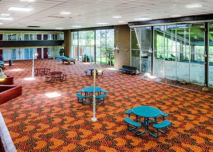 Econo Lodge - South Bend