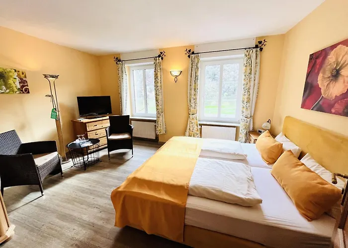 Mosel-Landhaus Hotel Oster Ediger-Eller