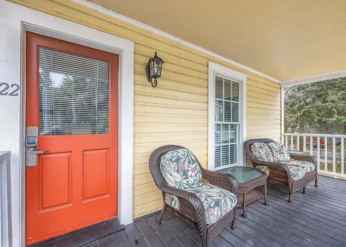 Coombs Inn & Suites Apalachicola