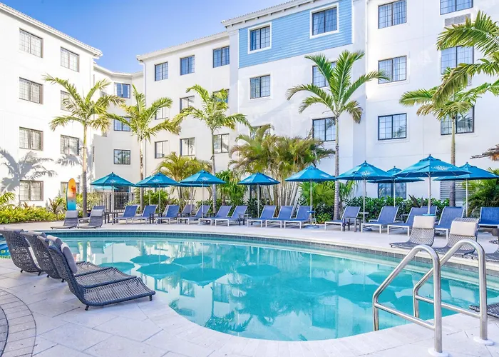 Hotels in North Naples