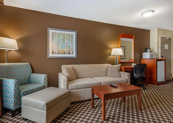 Hotels in Strathmore