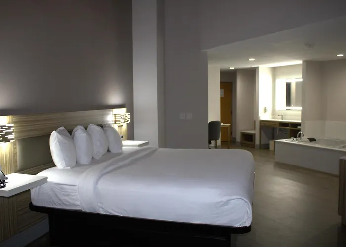 Baymont Inn & Suites San Marcos